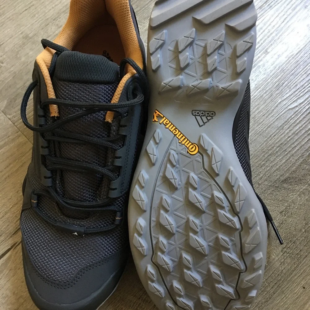 adidas Outdoor Men's Terrex AX3 GTX Hiking Boot - Picture 5 of 6